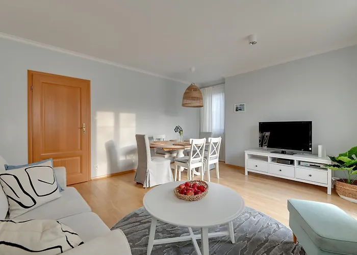 Daire Amalfi - Quiet Family By Lion