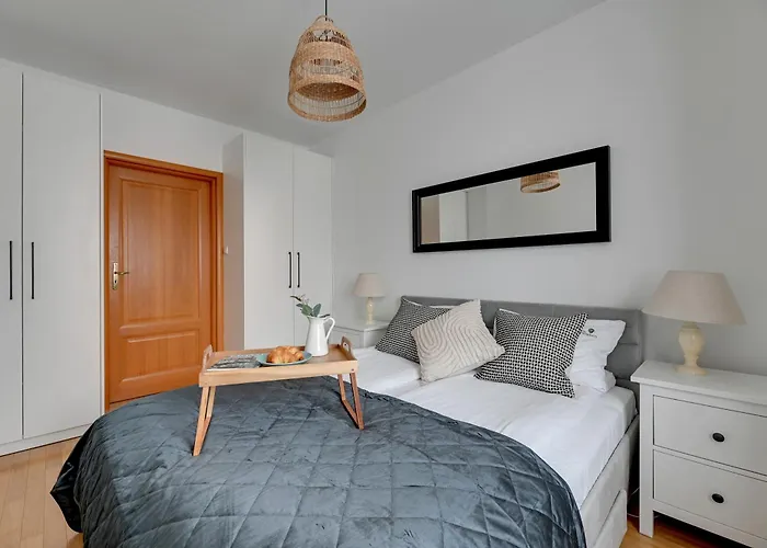 Daire Amalfi - Quiet Family By Lion *