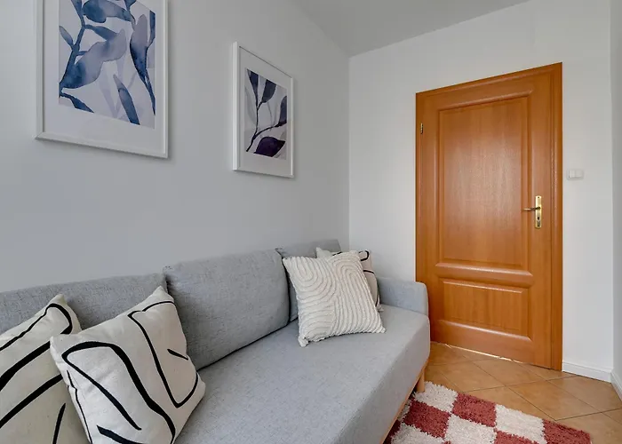 Amalfi - Quiet Family By Lion Sopoty